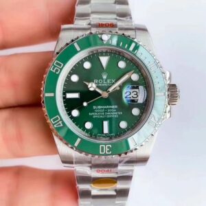 Replica Rolex Submariner Date Oyster 40mm Oystersteel 116610LV Noob Factory V10 Replica Green dial watch