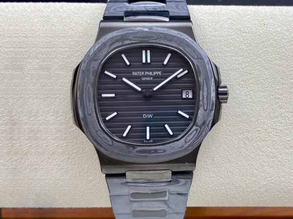Patek Philippe 5711 Carbon Fiber Case | US Replica - 1:1 Top quality replica watches factory, super clone Swiss watches.